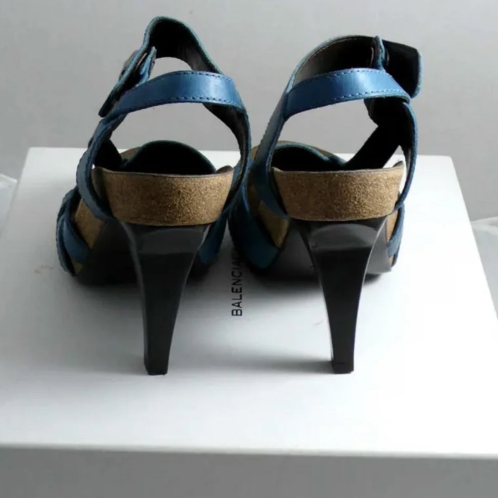 Balenciaga leather sandals with cork platform - Picture 4 of 4
